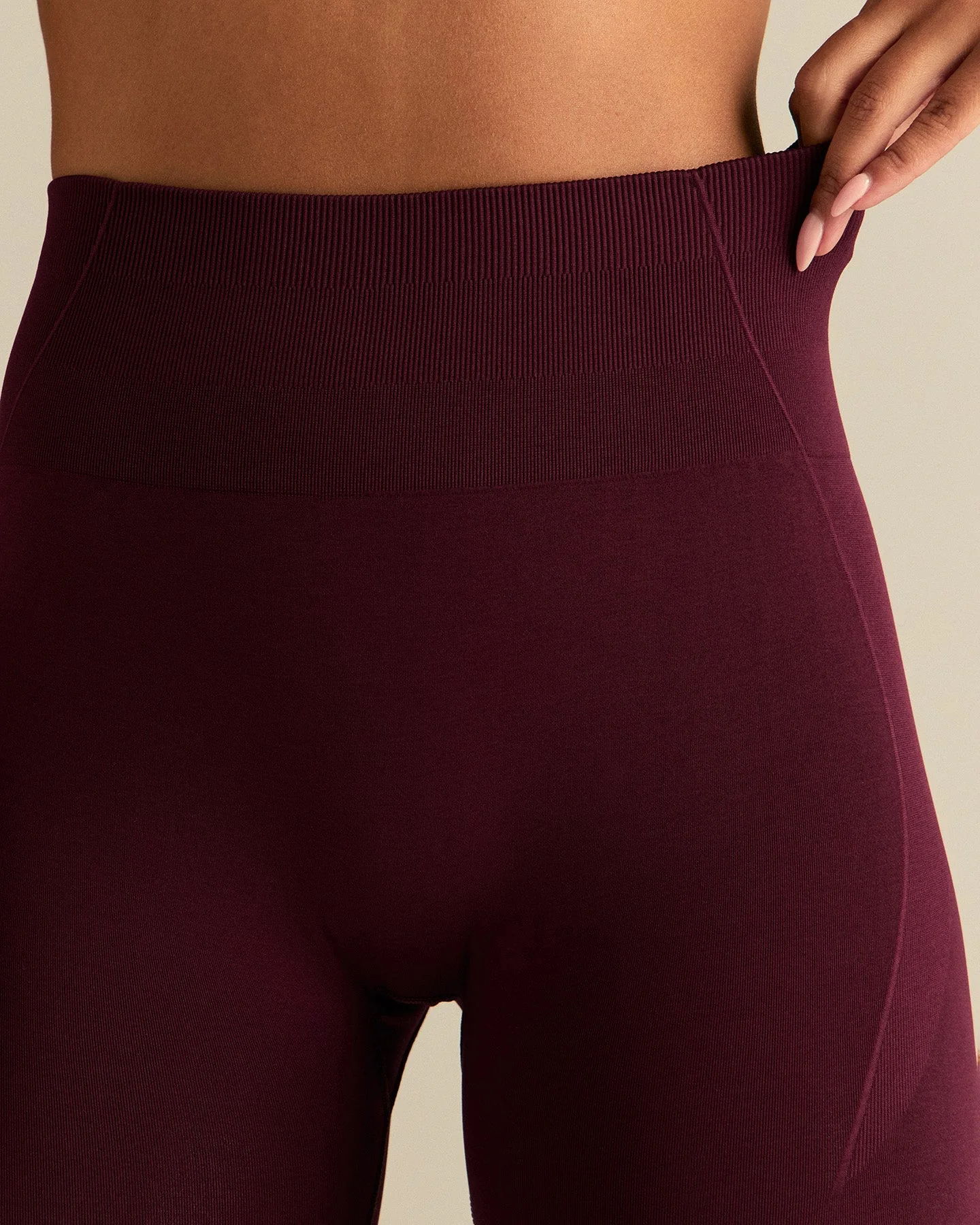 Define 2.0 High Waist Scrunch Leggings | Merlot - Image 7